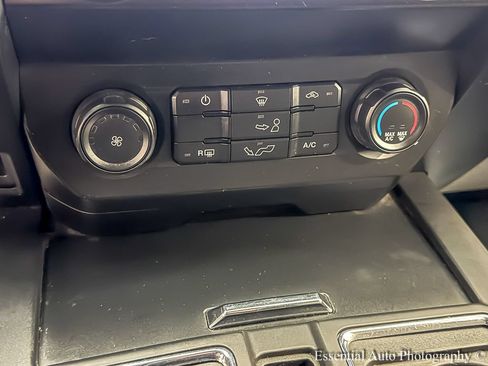 Used 2020 Ford F150 XL w/ Equipment Group 101A Mid AWD/4WD image 16