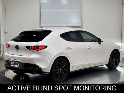 Used 2025 MAZDA MAZDA3 2.5 S Hatchback w/ Premium Pkg FWD image 9