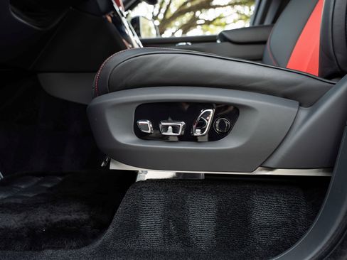 Certified 2023 Rolls-Royce Cullinan w/ Dark Exterior Package image 19