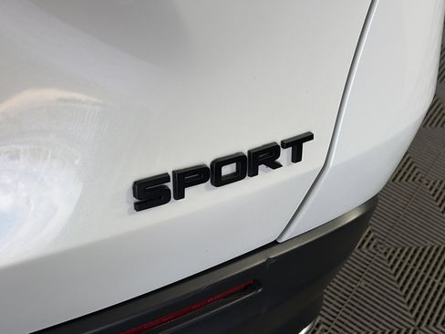 Used 2024 Honda HR-V Sport image 18