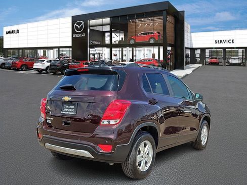 Used 2022 Chevrolet Trax LT w/ Driver Confidence Package AWD/4WD image 4