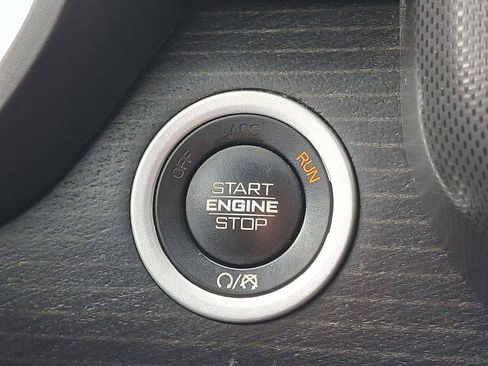 Used 2023 RAM 1500 Limited image 25