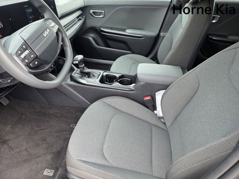 New 2026 Kia K4 LXS image 10