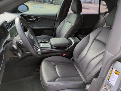 Used 2023 Audi Q8 Premium Plus w/ Premium Plus Package image 17