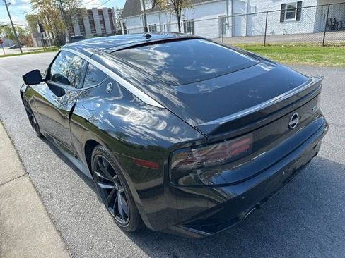 Used 2023 Nissan Z w/ Floor Mat Package (L93) RWD image 14