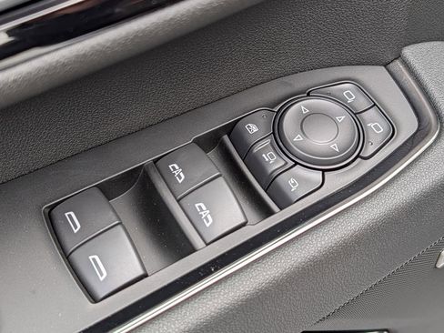 New 2026 GMC Sierra 3500 AT4 w/ AT4 Premium Plus Package AWD/4WD image 44
