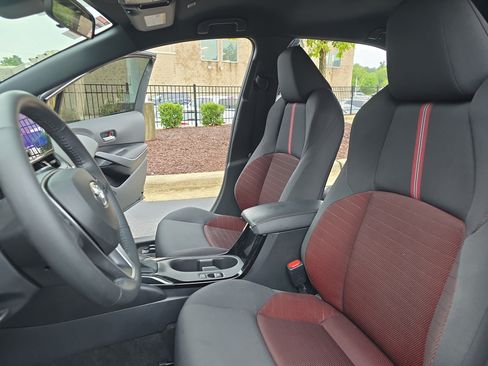 Used 2023 Toyota Corolla SE FWD image 14