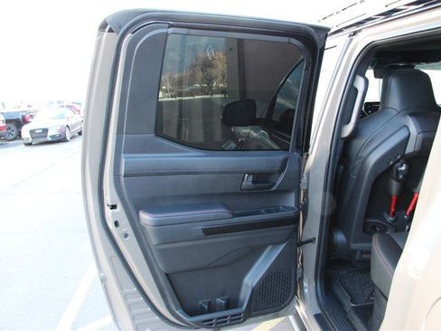 Used 2025 Toyota Tacoma TRD Pro image 16