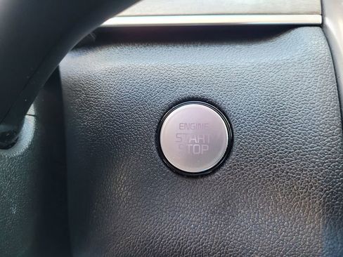 Used 2022 Kia Sorento S AWD/4WD image 19