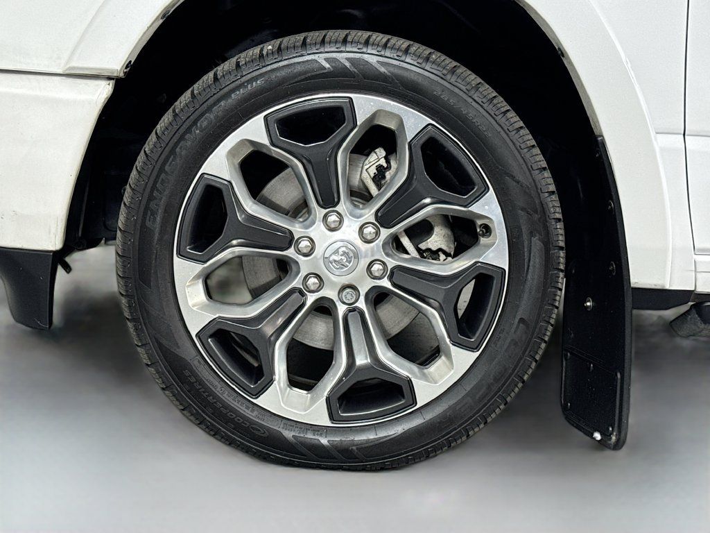Used 2023 RAM 1500 Limited w/ Body-Colour Bumper Group AWD/4WD image 11