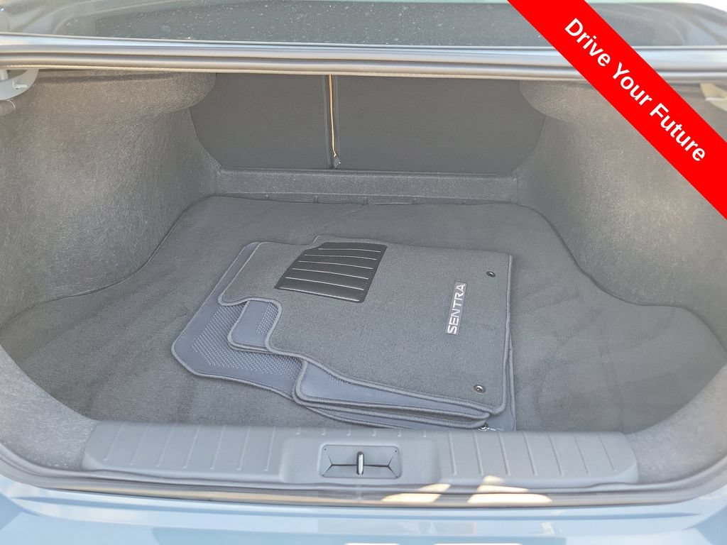 Used 2025 Nissan Sentra SV w/ SV Premium Package FWD image 29
