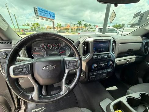 Used 2019 Chevrolet Silverado 1500 RST w/ All-Star Edition RWD image 13
