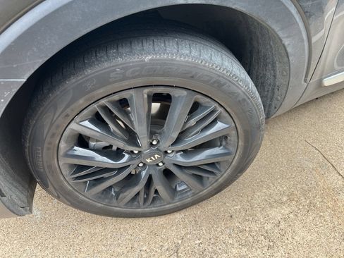 Used 2020 Kia Telluride SX FWD image 13