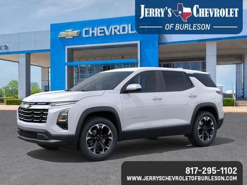 New 2026 Chevrolet Equinox LT FWD image 2
