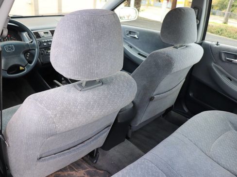 Used 2001 Honda Accord LX image 47