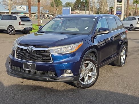 Used 2015 Toyota Highlander Limited Platinum image 1