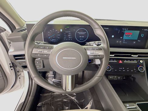 Used 2024 Hyundai Sonata SEL w/ Convenience Package image 13