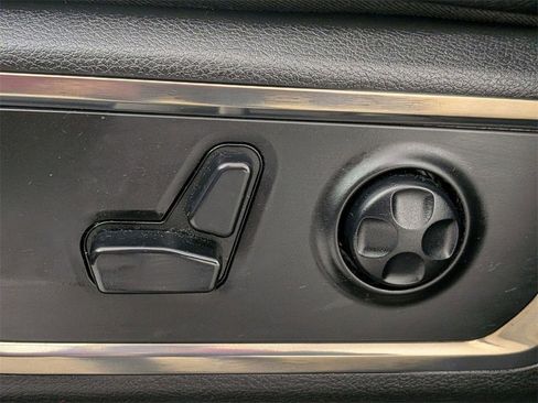 Used 2019 RAM 1500 Limited image 13