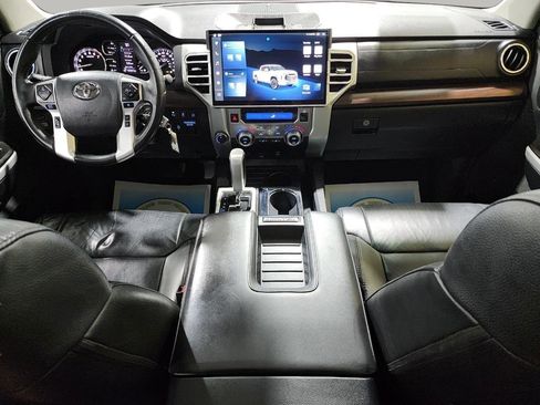 Used 2018 Toyota Tundra Limited w/ Limited Premium Package AWD/4WD image 10