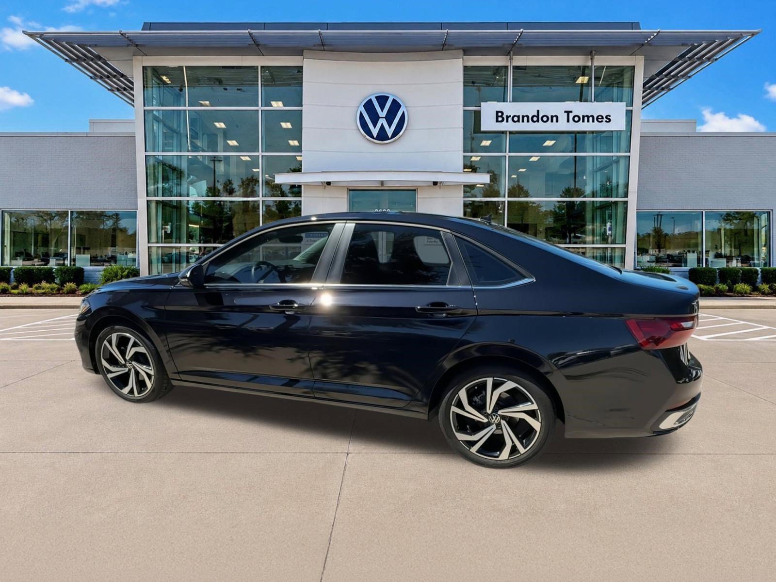 Used 2026 Volkswagen Jetta SEL FWD image 7