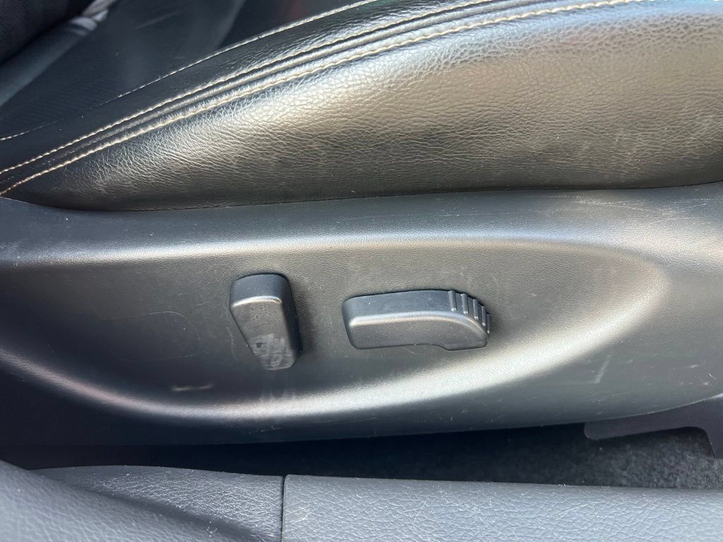 Used 2020 Nissan Maxima 3.5 SV w/ Floor Mat Group FWD image 28