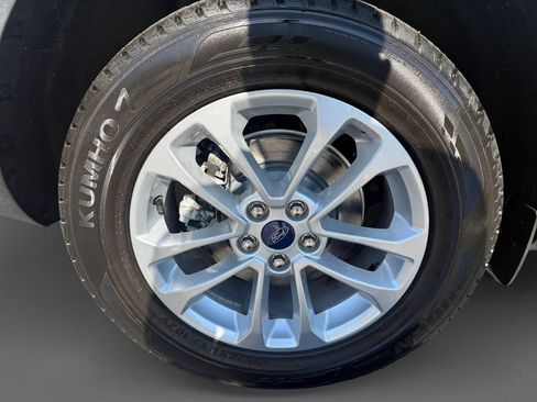 Used 2022 Ford Escape SE w/ Cold Weather Package AWD/4WD image 10