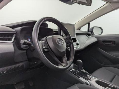 Used 2024 Toyota Corolla LE image 24