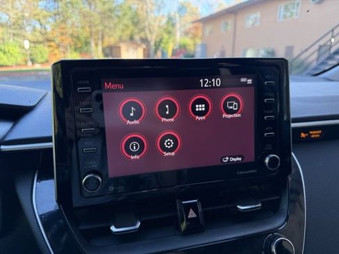 Used 2021 Toyota Corolla SE image 19