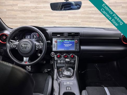 Used 2024 Toyota GR86 Premium RWD image 2