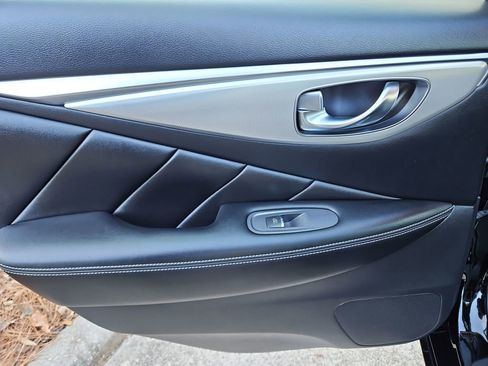 Used 2022 INFINITI Q50 Luxe w/ Cargo Package image 30