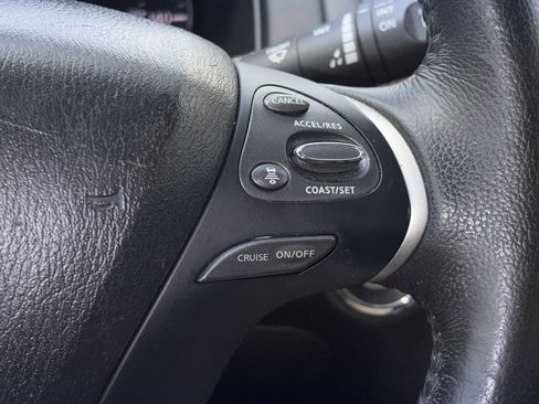 Used 2019 Nissan Pathfinder Platinum w/ Cargo Package FWD image 14
