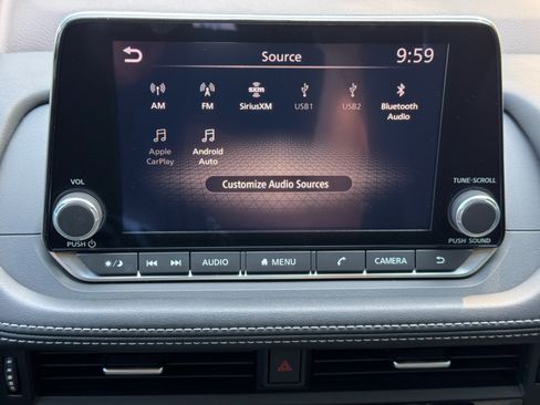 Used 2022 Nissan Rogue S FWD image 21
