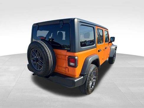 Used 2025 Jeep Wrangler Unlimited Sport AWD/4WD image 7