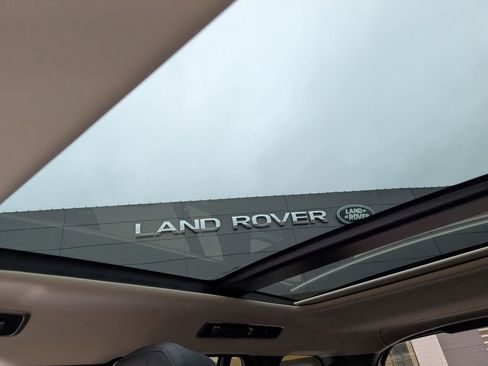 New 2026 Land Rover Range Rover SE AWD/4WD image 19