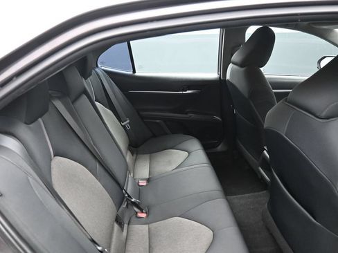 Used 2021 Toyota Camry LE AWD/4WD image 22