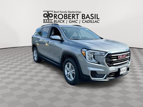 Used 2024 GMC Terrain SLE AWD/4WD image 2