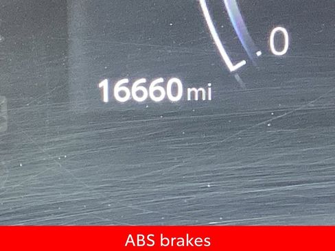 Used 2025 Toyota Grand Highlander XLE image 9