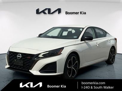 Used 2024 Nissan Altima 2.5 SR