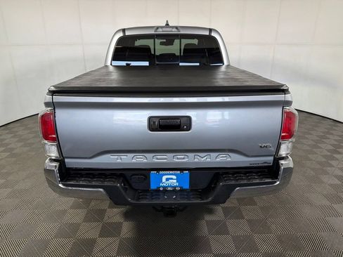 Used 2023 Toyota Tacoma TRD Off-Road AWD/4WD image 7
