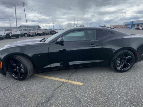 Certified 2024 Chevrolet Camaro LT w/ RS Package RWD image 5