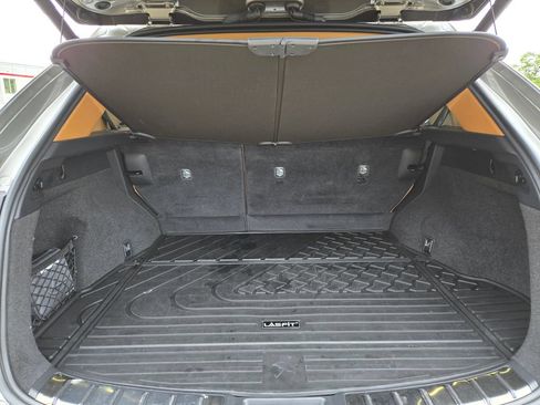 Used 2024 Lexus NX 250 FWD image 10