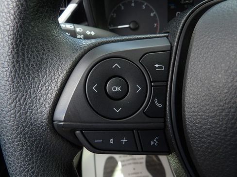 Used 2023 Toyota Corolla LE w/ LE Convenience Package FWD image 17
