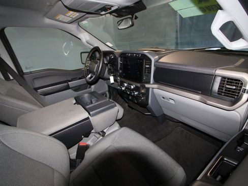 Used 2024 Ford F150 XLT w/ Tow/Haul Package image 19