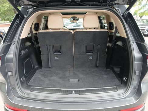 Used 2022 Jeep Grand Cherokee L Limited RWD image 30