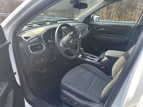 Used 2024 Chevrolet Equinox LT AWD/4WD image 7