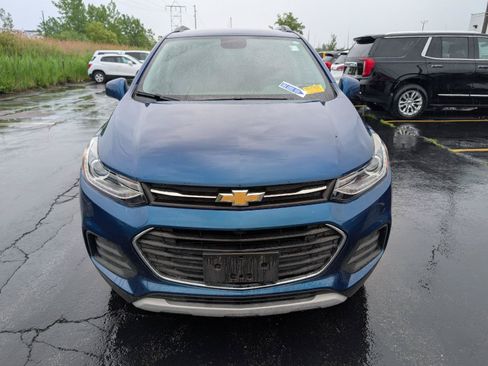 Used 2019 Chevrolet Trax LT w/ Driver Confidence Package AWD/4WD image 2