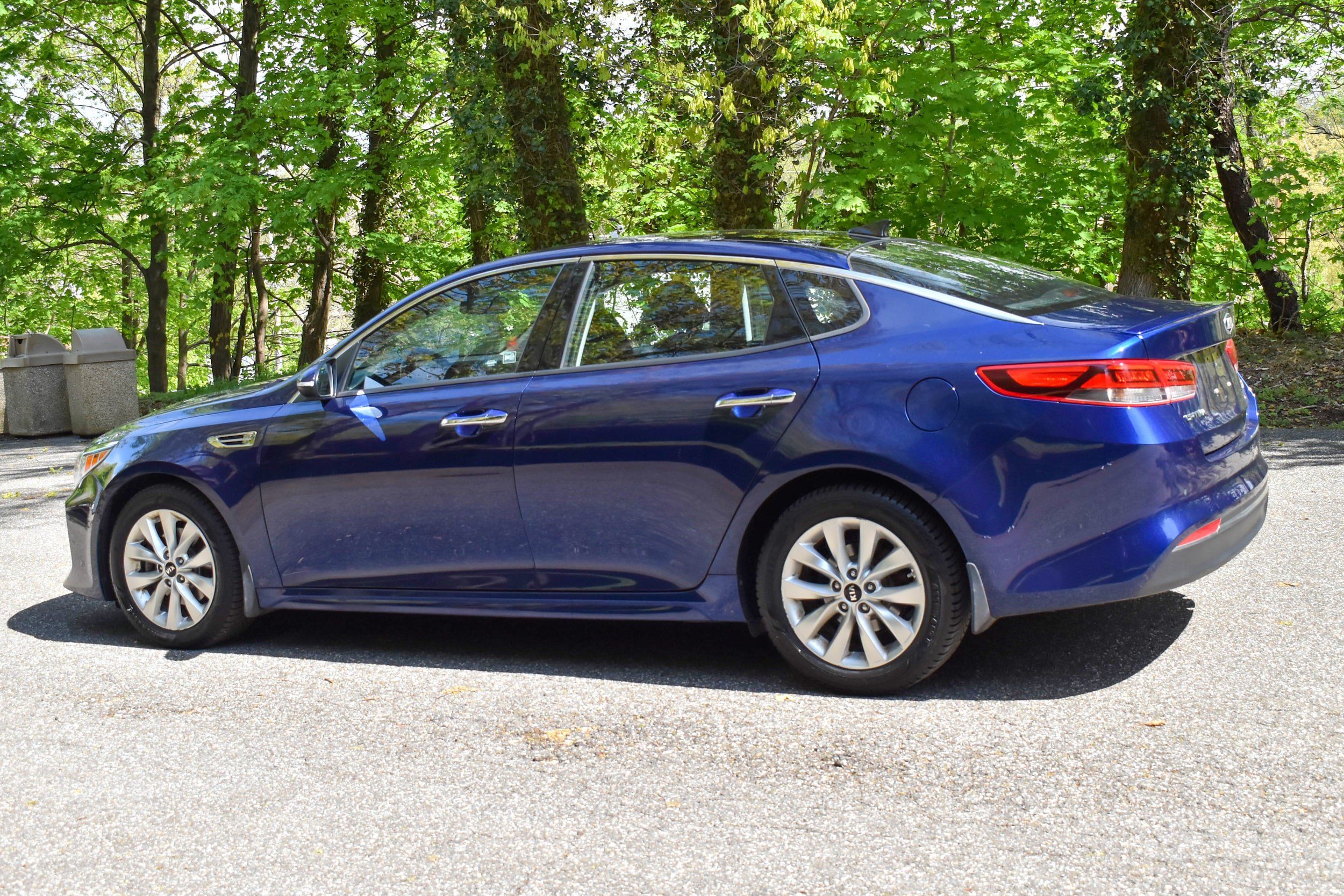 Used 2018 Kia Optima S w/ Panoramic Sunroof Package FWD image 6
