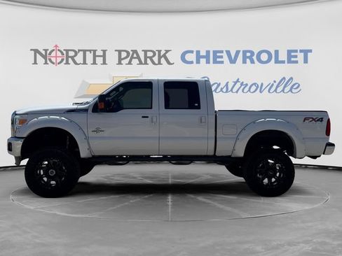 Used 2016 Ford F250 Lariat w/ Lariat Ultimate Package AWD/4WD image 6