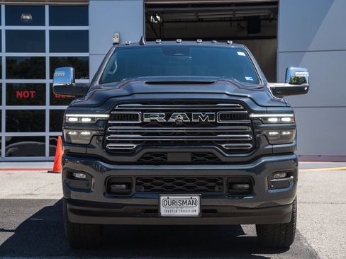 New 2026 RAM 2500 Laramie AWD/4WD image 2