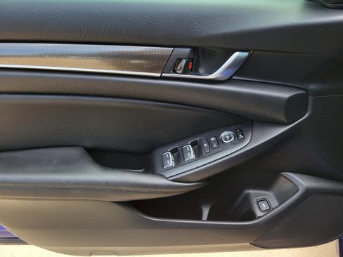 Used 2020 Honda Accord Sport image 18